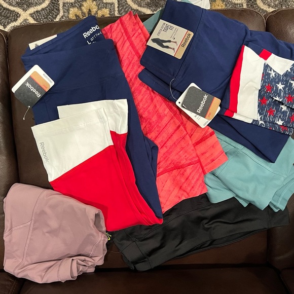 Set of 6 leggings! Some NWT! Reebok and Under Armour! 🇺🇸 are very cute! - Picture 1 of 14